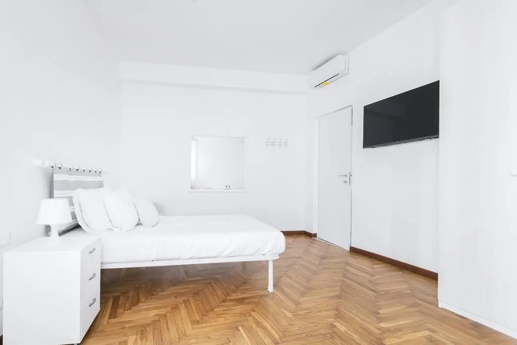 Easylife - Beautiful Residence In Porta Romana Milan 0*,  Italy