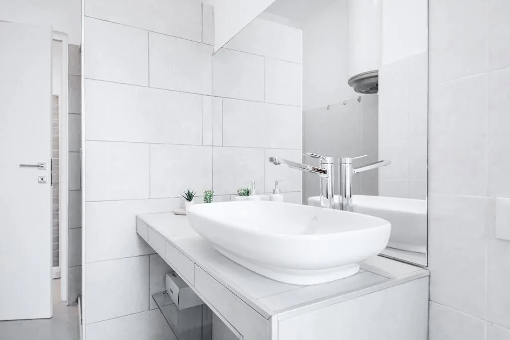 Apartment Easylife - Beautiful Residence In Porta Romana Milan Italy